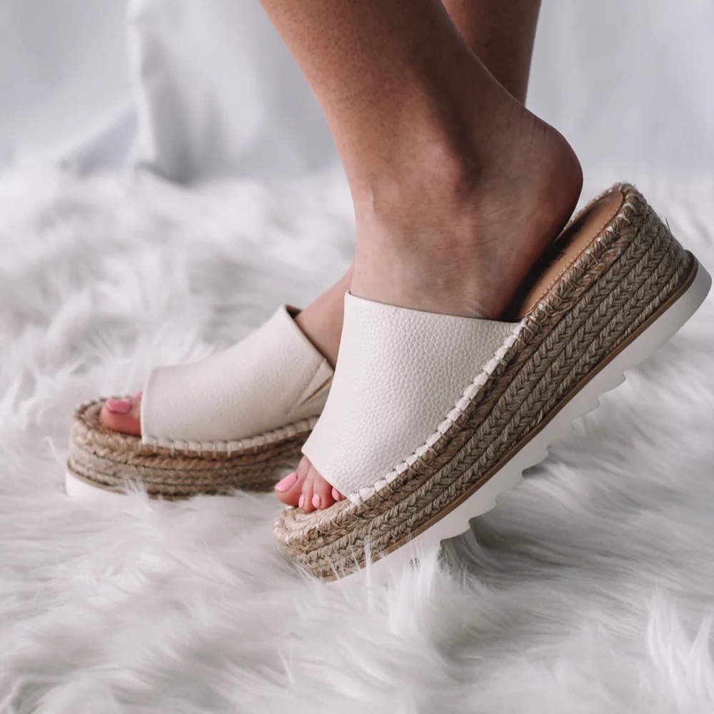 Platform Sandals 7.5